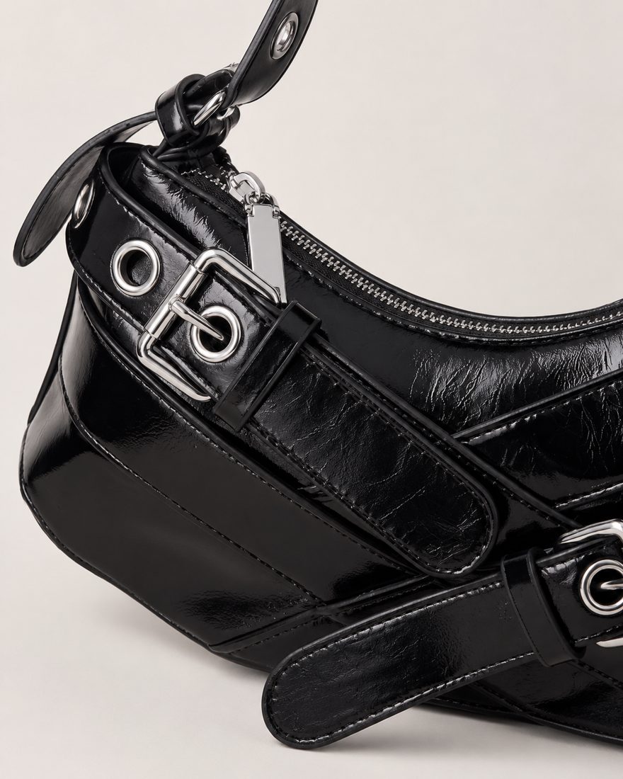 Cartera de cuero negra Hobbitas
